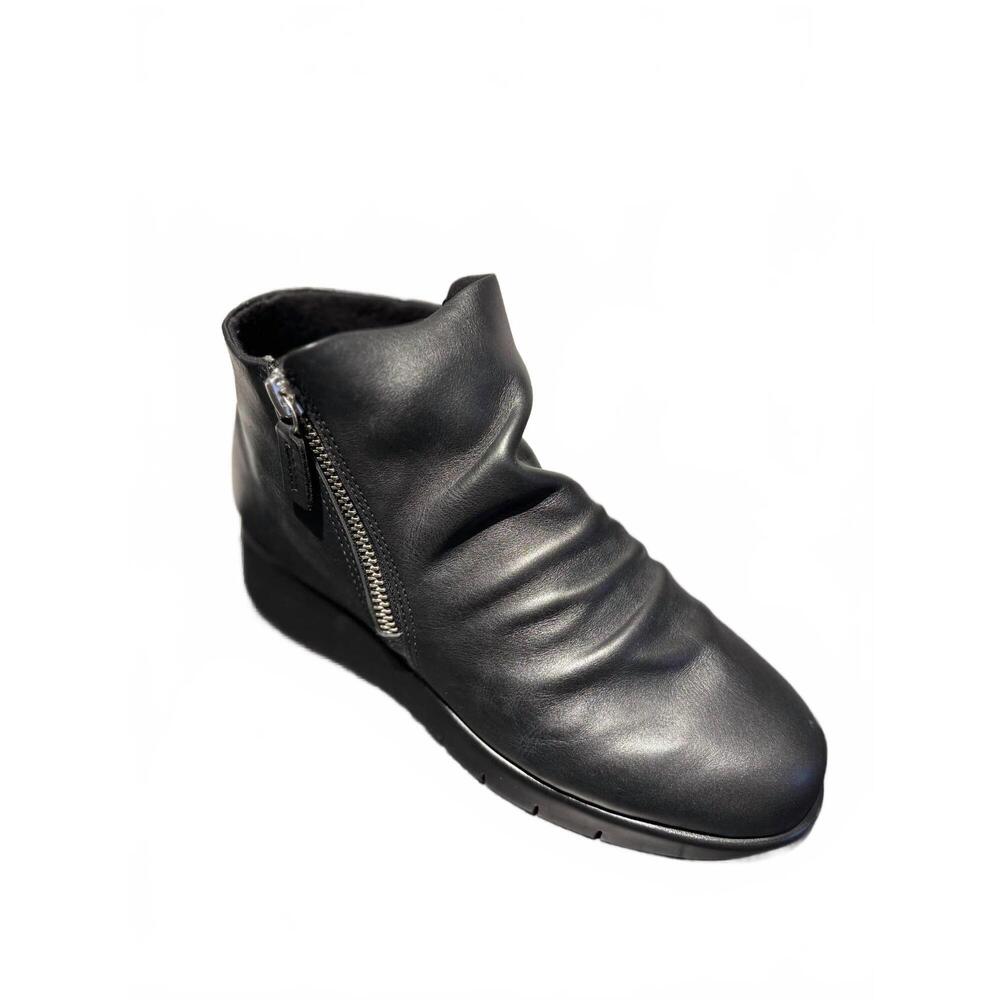 NEW SAYDO women's sylda ankle boots in black